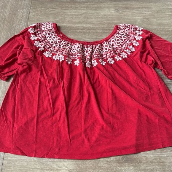Tommy Hilfiger off the shoulder plus top size 2X red NWT in packaging - Picture 6 of 7